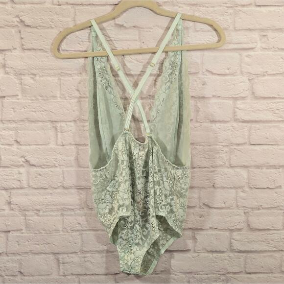 MM We Are HaH Coming In Haht Lace Bodysuit Lingerie Something Blue Teal L NWT - Picture 5 of 9